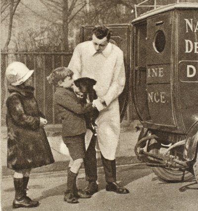 The vet from the Fulham branch of The Peoples Dispensary for Sick Animals, from Wonderful London, published 1926-27 by English Photographer